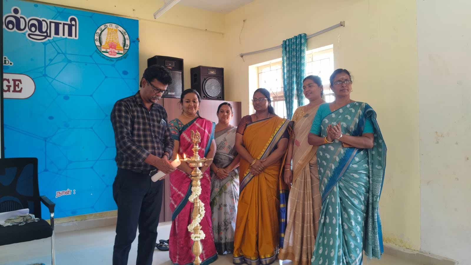 முதலாமாண்டு மாணவர்களுக்கான ஆறு நாள் அறிமுகப் பயிற்சி நிகழ்ச்சி